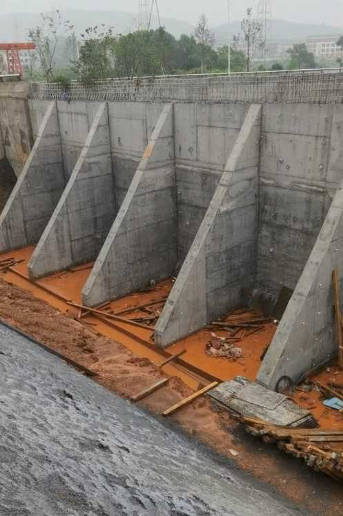 阜阳临泉县锚杆式挡土墙